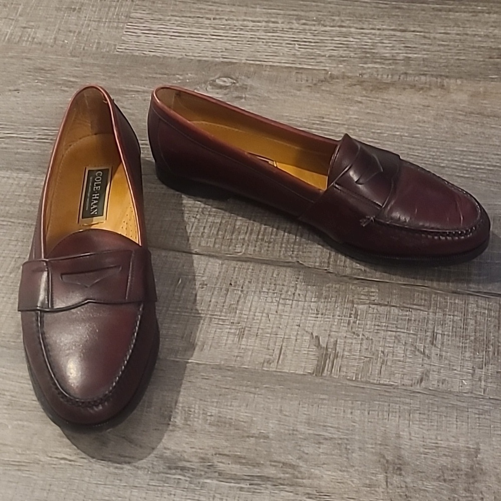 EUC Cole Haan Burgundy Penny Loafers Men's S 11D Vintage?